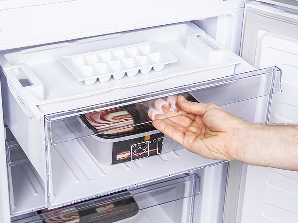 Фото - Холодильник Beko RCSK335M20W