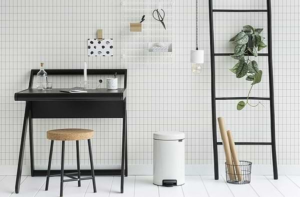 Фото - Бак для сміття з педаллю Brabantia Pedal Bin 12 л 111969