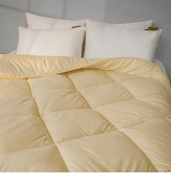 Фото - Ковдра всесезонна двоспальна євро MirSon Шовкові №1647 Eco Light Krem (2200002652896)