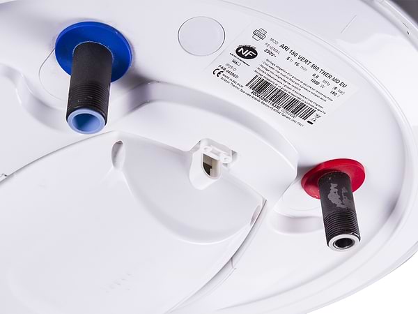 Фото - Уцінка - Водонагрівач Ariston ARI 150 VERT 560 THER MO #