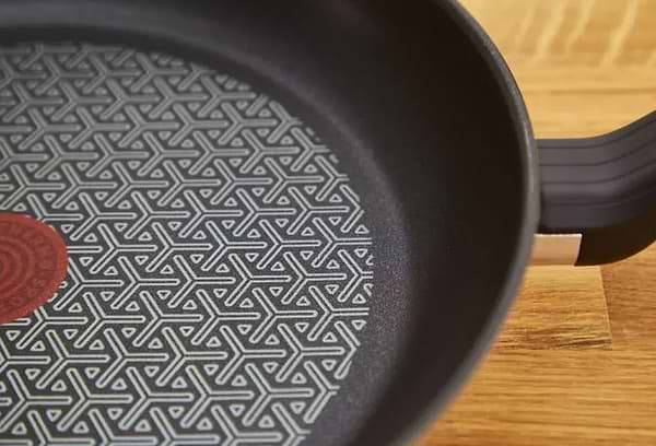 Фото - Сковорода універсальна Tefal G7260744 Comfort Max 30 см