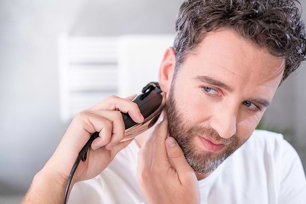 Фото - Машинка для стрижки волос Wahl HomePro Complete Kit 09243-2616