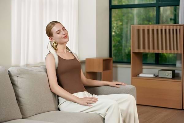 Фото - Масажер для шиї SKG H7 Ultra