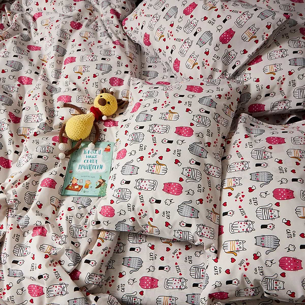 Фото - Комплект постільної білизни Moon&Star Бязь Gold Люкс Cute Cats 175х210 нав. 2х70х70 (MS-820009072)