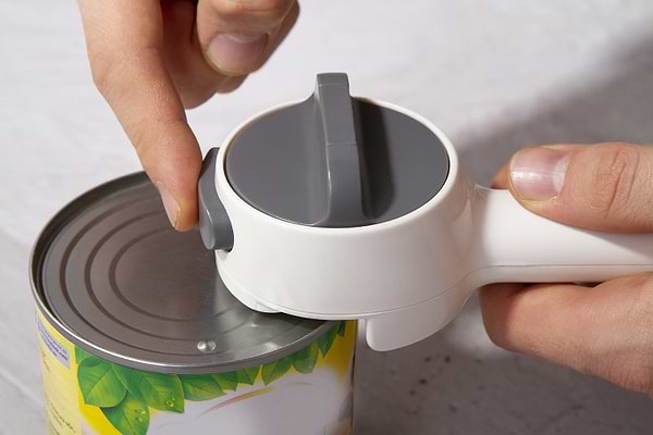 Фото - Нож консервный Joseph Joseph 20098 со встроенным крючком