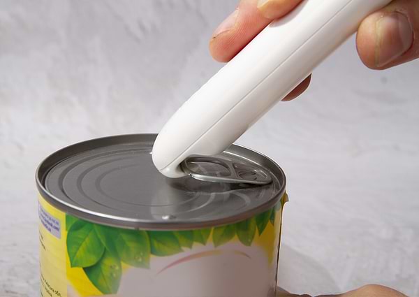 Фото - Нож консервный Joseph Joseph 20098 со встроенным крючком