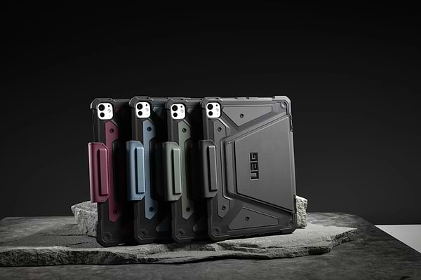 Фото - Чохол для планшета UAG for iPad Pro 13"(Gen 7, 2024) Metropolis SE, Black (124476114040)