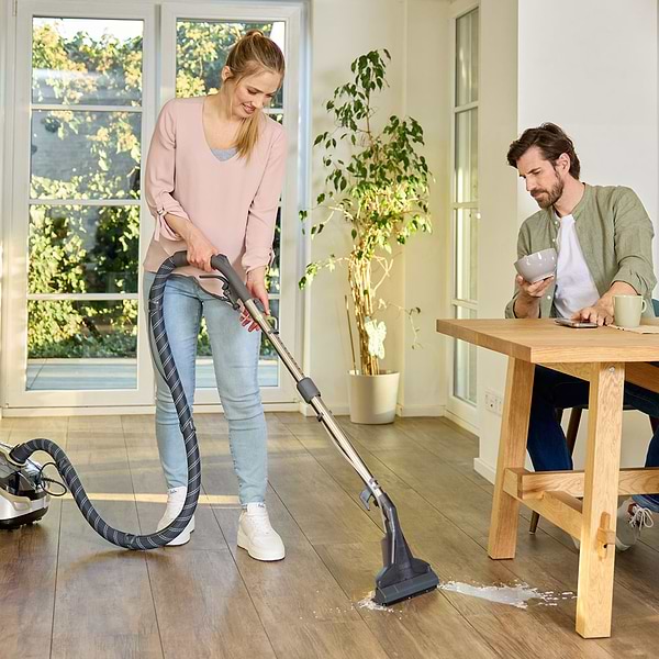 Фото - Пылесос моющий с аквафильтром Thomas AMFIBIA PRO 4ALL