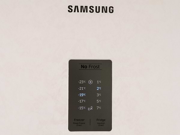 Фото - Холодильник Samsung RB34N5440EF/UA