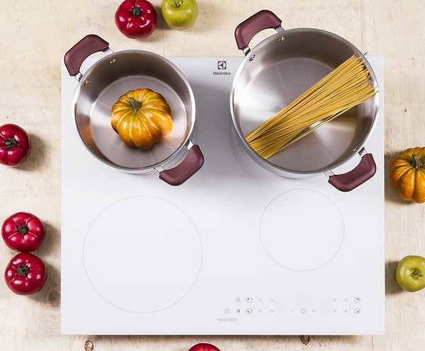 Фото - Варильна поверхня електрична Electrolux IPE6440WI