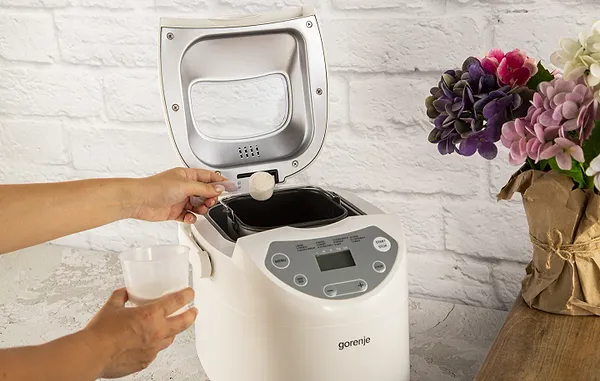 Фото - Хлебопечь Gorenje BM 910 W