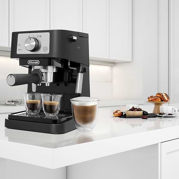 Фото - Кофеварка рожковая Delonghi EC260BK