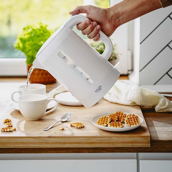 Фото - Электрический чайник Adler AD 1386