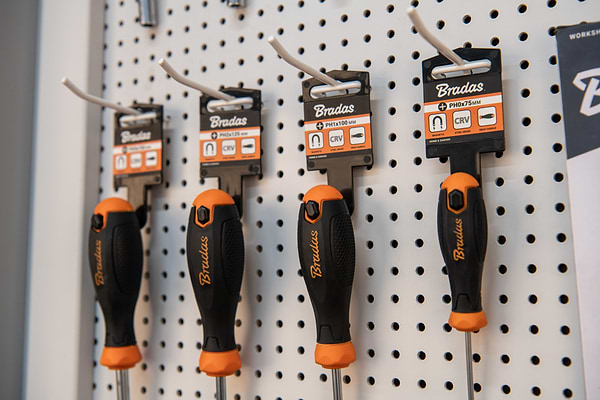 Фото - Викрутка BRADAS HOME&GARAGE PH1 3/100 мм (DIY-PH101100)