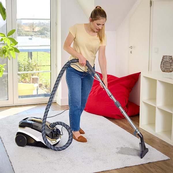 Фото - Пылесос моющий с аквафильтром Thomas AMFIBIA PRO 4ALL