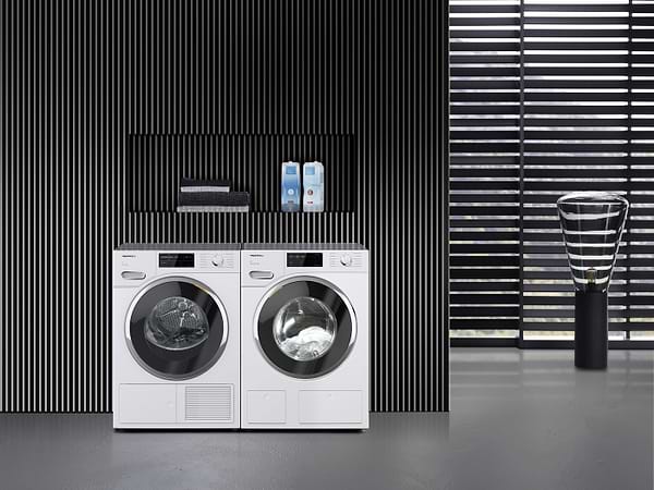 Фото - Пральна машина Miele WWG 660 WCS (11WG6601UA)