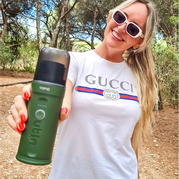 Фото - Портативная кофеварка OUTIN Forest Green в дорожном футляре OTEM-01-FG-BAG