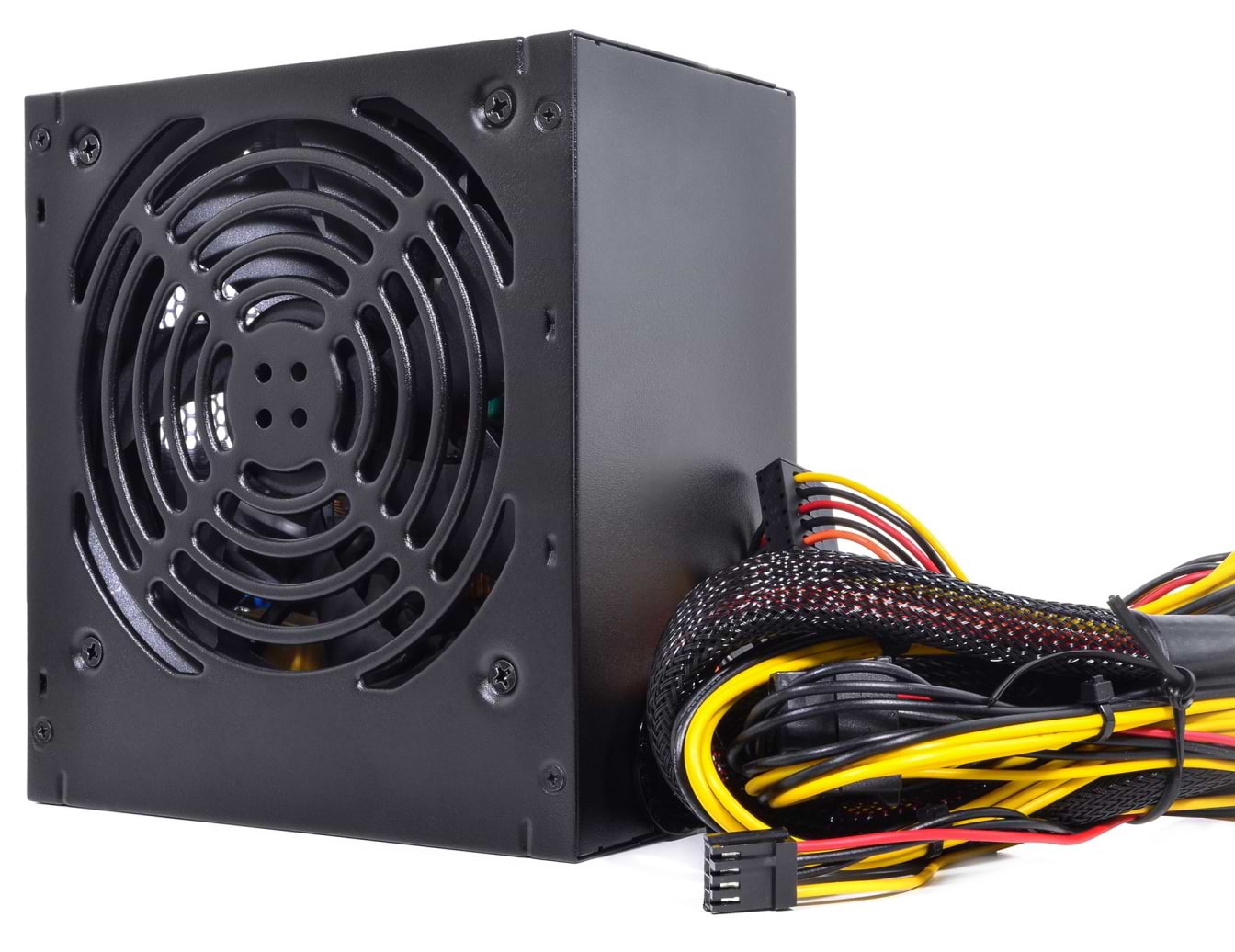 Блок питания для ПК QUBE 650W 80+ Bronze (QBC-GPM-650W-80B)