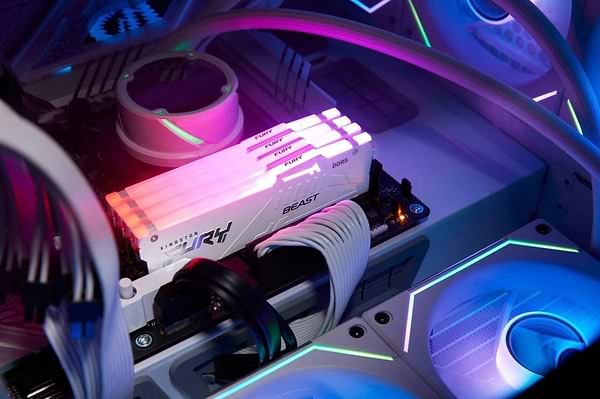 Фото - Память DDR Kingston FURY Beast White RGB DDR5-6000 32GB (2x16GB) (KF560C30BWEAK2-32)