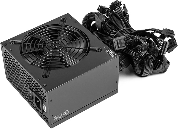 Фото - Блок живлення для ПК QUBE 750W 80+ Gold 12cmFAN bulk (QBF-HP1-J750GD-F12S) Фото - Блок живлення для ПК QUBE 750W 80+ Gold 12cmFAN bulk (QBF-HP1-J750GD-F12S)