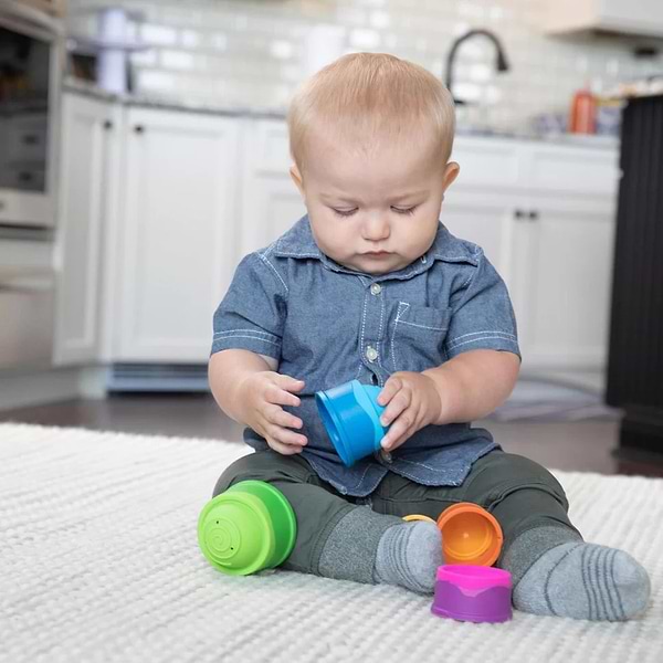 Фото - Пірамідка Fat Brain Toys dimpl stack Чашки (F293ML)