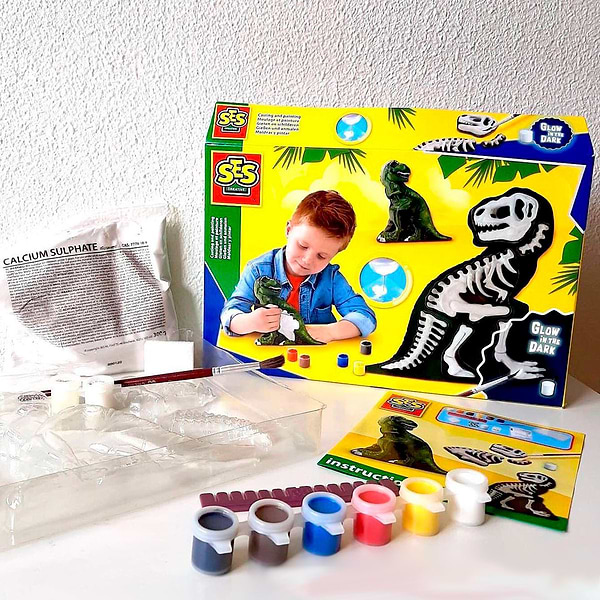 Фото - Лепка из гипса Ses Creative Ти-Рекс со скелетом (14206S)