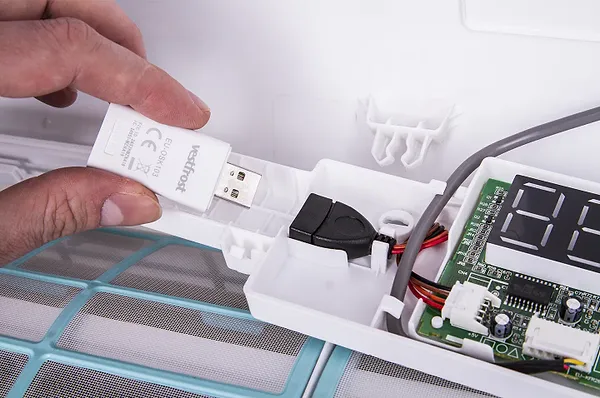 Фото - Кондиціонер спліт Vestfrost VFE13AF5 inverter (Wi-Fi опція)