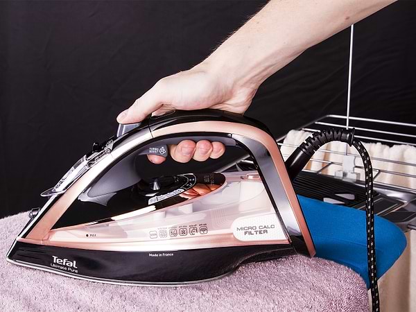 Фото - Утюг Tefal Ultimate Pure FV 9845E0