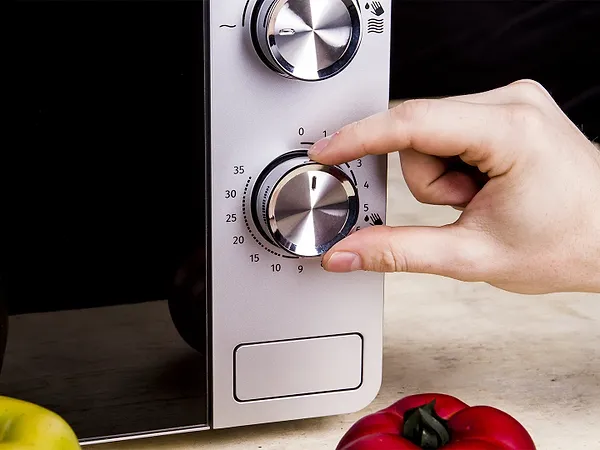 Фото - Уценка - Микроволновая печь (СВЧ) Gorenje MO 17 E1S