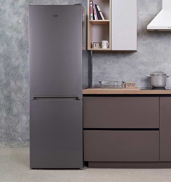 Фото - Холодильник Beko RCSA366K30XB
