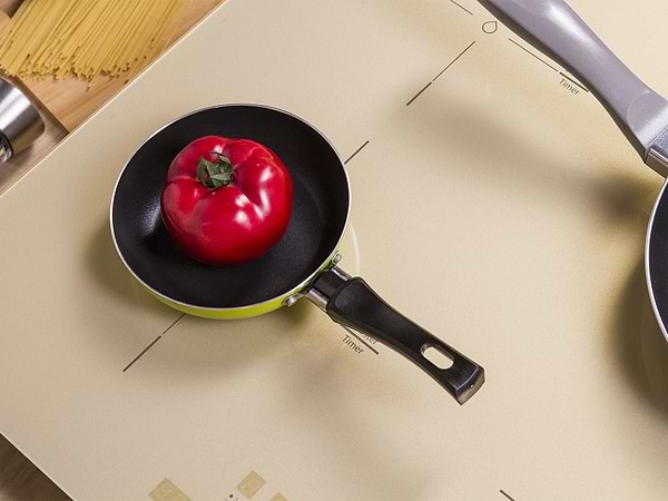 Фото - Варочная панель электрическая Minola MI 6044 GOLD