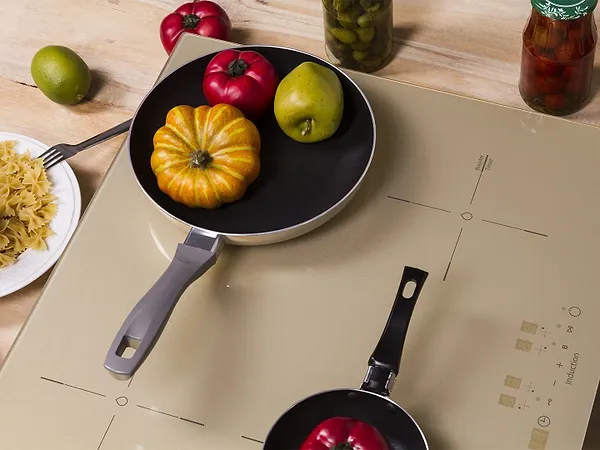 Фото - Варочная панель электрическая Minola MI 6044 GOLD