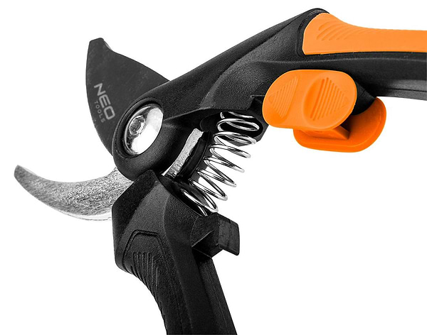 Фото - Секатор Neo Tools 15-210