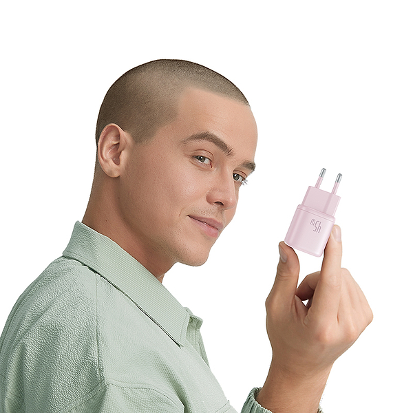 Фото - Мережевий зарядний пристрій Baseus PicoGo GaN Fast Charger 1C 45W EU Baby Pink (P10176800413-00)