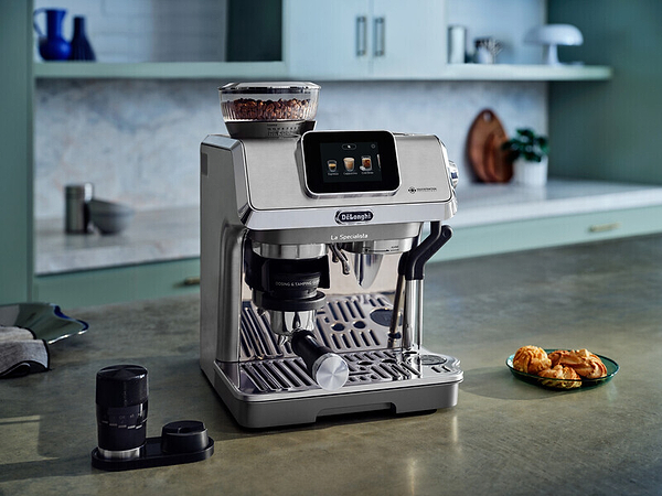 Фото - Кофеварка рожковая Delonghi EC9455.M La Specialista Touch