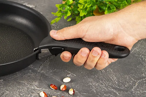 Фото - Набор сковород со съемной ручкой Tefal L6509205 Ingenio Expertise 3 пр.