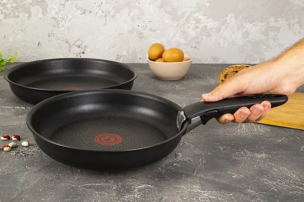Фото - Набор сковород со съемной ручкой Tefal L6509205 Ingenio Expertise 3 пр.