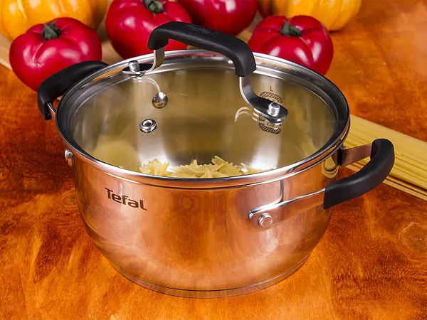 Фото - Набор посуды Tefal E493S874 Cook&Cool 8 пр., 18/20/24 см, сотейник 16 см с/кр