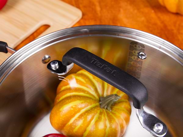 Фото - Набор посуды Tefal E493S874 Cook&Cool 8 пр., 18/20/24 см, сотейник 16 см с/кр