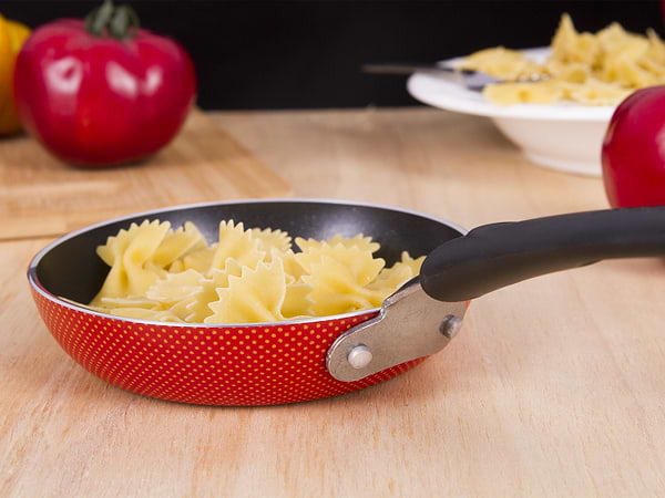Фото - Сковорода универсальная Tefal B3370012 IDEAL 12 см