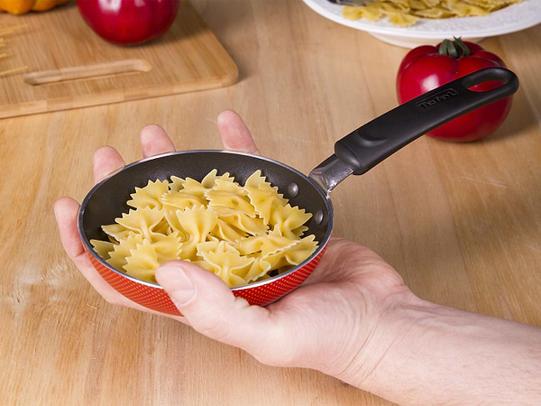 Фото - Сковорода универсальная Tefal B3370012 IDEAL 12 см