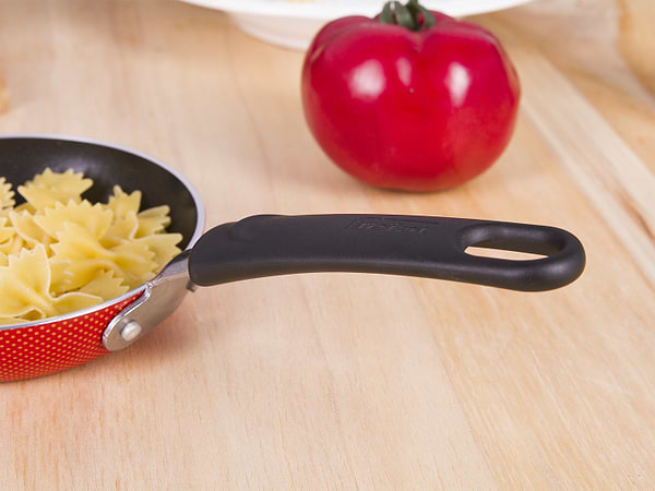 Фото - Сковорода универсальная Tefal B3370012 IDEAL 12 см