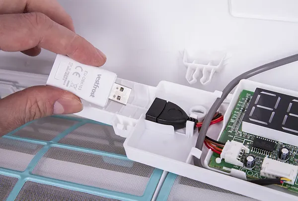 Фото - Модуль WIFI для кондиціонера Vestfrost EU-OSK103