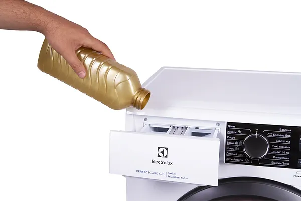 Фото - Пральна машина Electrolux EW6S226SUI