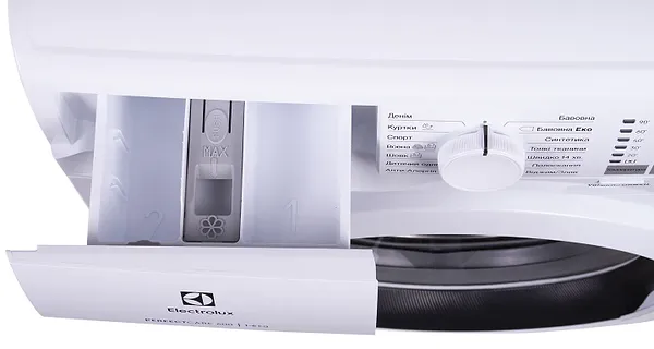 Фото - Пральна машина Electrolux EW6S406WU