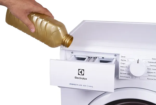 Фото - Пральна машина Electrolux EW6S406WU