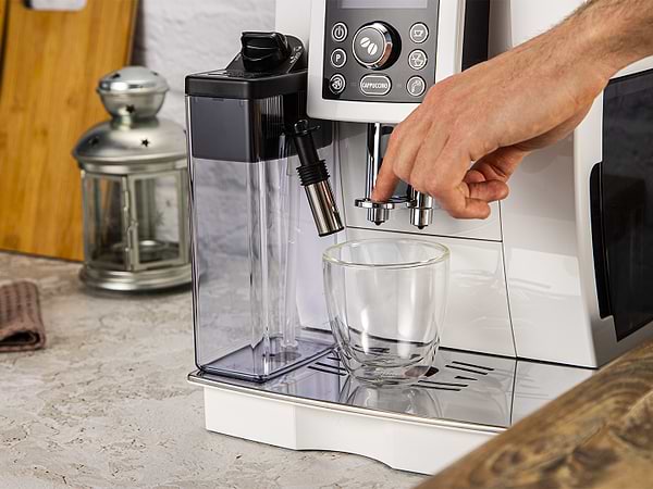 Фото - Кавомашина Delonghi ECAM23.460.W