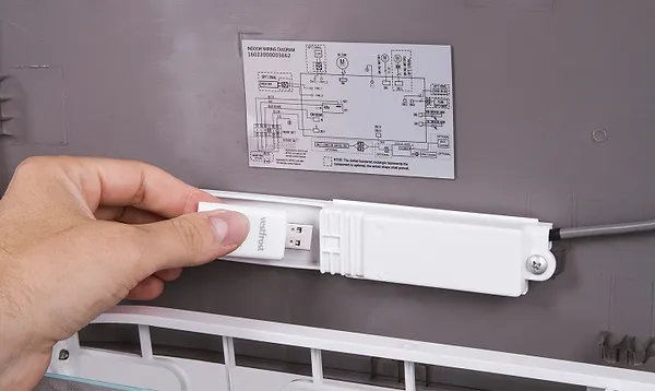 Фото - Кондиціонер спліт Vestfrost VFA13AB7 inverter (Wi-Fi)