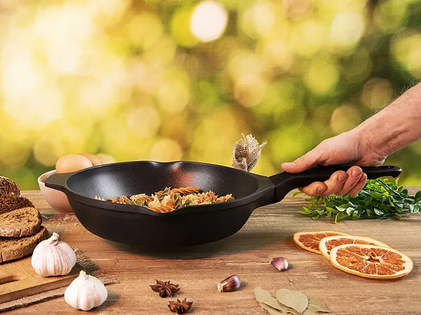 Фото - Сковорода універсальна Tefal E2320574 Delicio 26 см