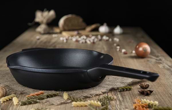 Фото - Сковорода універсальна Tefal E2320574 Delicio 26 см